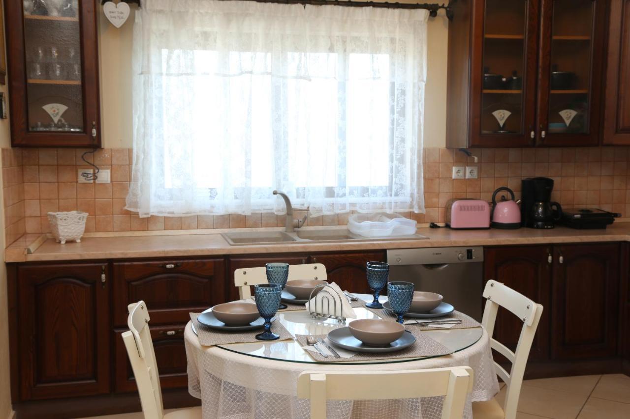 Chrisa'S Beautiful Apartment Chania Chania  ภายนอก รูปภาพ
